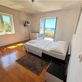 9 Bedroom Villa with Pool and Sea Views in Cavtat, sleeps 18